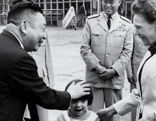 在蔣家控制下的臺灣地區(qū)是如何產(chǎn)生的？并且贏下了(圖4)