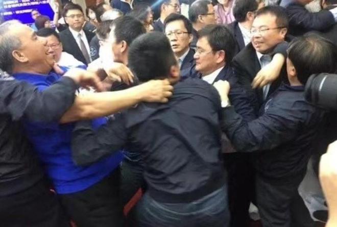 在蔣家控制下的臺灣地區(qū)是如何產(chǎn)生的？并且贏下了(圖9)