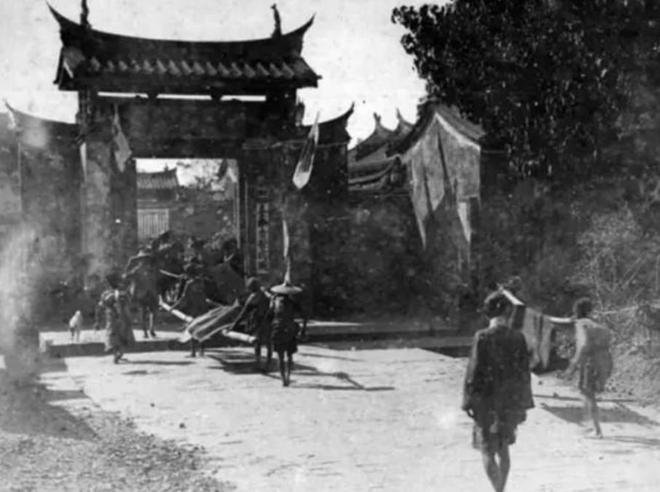 在蔣家控制下的臺灣地區(qū)是如何產(chǎn)生的？并且贏下了(圖11)