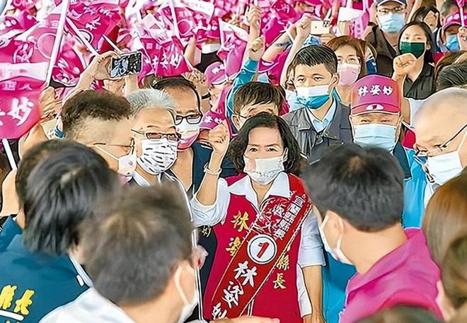 在蔣家控制下的臺灣地區(qū)是如何產(chǎn)生的？并且贏下了(圖13)