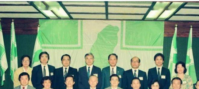 在蔣家控制下的臺灣地區(qū)是如何產(chǎn)生的？并且贏下了(圖17)