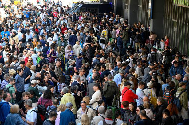 伊比利亞半島大停電：現(xiàn)代社會的脆弱與應對(圖1)