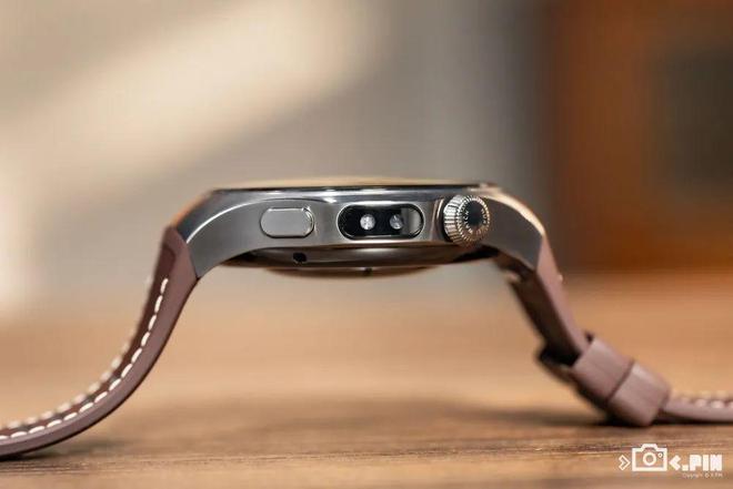 磨了兩年的華為新手表能憋出什么活兒？(圖6)