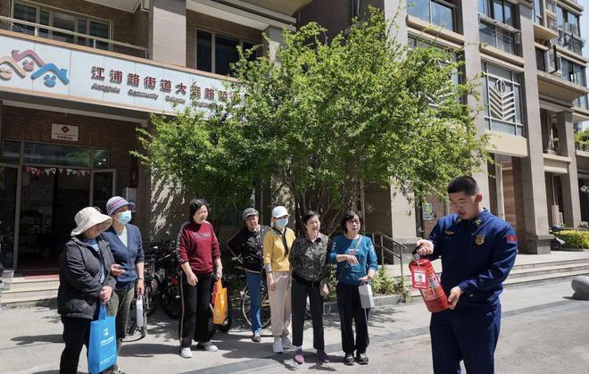 學消防知識 長消防技能 他們成為家門口的安全守護神(圖2)